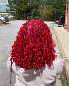 Red Bob Braids, Braided Hairstyles Red And Black, Burgundy Goddess Locs, Bright Red Braids Black Women, Boho Twists Bob, Small Red Boho Knotless Braids, Braided Bob With Curls