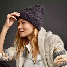 In Your Pick Of Au Courant Hues, This Cashmere Beanie Brings A Little Comfort And Joy Throughout The Season - And It Makes A Great Gift For Anyone On Your List, Too. 100% Cashmere Dry Clean Imported Nwot. Label Marked To Prevent Store Returns Gray Hat For Fall, Soft Knit Gray Hat For Fall, Gray One Size Hat For Fall, Soft Knit Fall Hats, Gray Soft Knit Hat For Fall, Gray Soft Knit Fall Hat, Gray Fall Hat One Size, Gray One-size Fall Hat, Slouchy Gray Hat For Fall