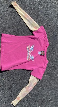 Pink Relaxed Fit Y2k T-shirt, Pink Y2k T-shirt For Streetwear, Pink Y2k Streetwear Shirt, Pink Fitted Y2k T-shirt, Cheap Pink Y2k T-shirt, Pink Wardrobe, Cute Tops