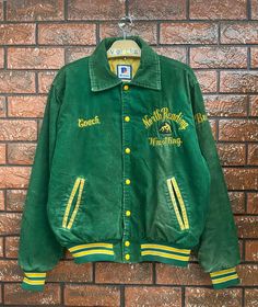 Vintage 70s North Reading Wrestling Varsity Rennoc Athletic Jacket  / Japanese Fashion / Vintage Fashion Made In Usa Size M Condition : Good Used  Size on tag : M Colour : Green Brand : Rennoc Measurement : Armpit to armpit -23" Length - 25" Hip - 17" Sleeves - 25" Material : Qudroy THE SHIPPING (Your Choice Please read) 1. The shipping cost is USD 20 via Malaysian Registered Postage With Tracking Number. It will take 2-4 weeks or more for delivery, depends on your custom checking. 2. Add USD 10 Fitted Vintage Outerwear For Sports, Vintage Cotton Outerwear For Casual Wear, Green Retro Outerwear For Sports, Vintage Long Sleeve Varsity Jacket For College, Fitted Retro Cotton Varsity Jacket, Vintage Fitted Sports Outerwear, Green Retro Sports Outerwear, Vintage Green Varsity Jacket For Streetwear, Vintage Embroidered Long Sleeve Varsity Jacket