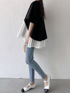 Half Sleeves Irregularity Split-joint Round-neck T-shirts Tops Casual Short Sleeve Fake Two-piece Top, Casual Crew Neck Top With Fake Two-piece Design, Casual Short Sleeve Top With Fake Two-piece Design, Casual Splicing Tops For Layering, White Fake Two-piece Top For Spring, Stretch T-shirt With Splicing For Spring, Casual Layered Tops For Spring, Chiffon Style, Chiffon Fashion