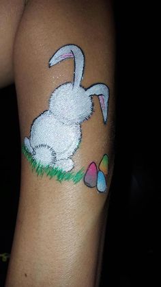 Easter Face Painting Ideas, Interesting Crafts, Cheek Art, Girl Face Painting, Easter 2023, Face Paintings