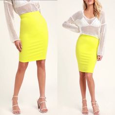 Lulu’s Lime Green Bodycon Skirt Medium, Nwt Fitted Yellow Skirt For Night Out, Yellow Stretch Pencil Skirt, Yellow Mini Skirt For Party, Chic Yellow Skirt For Night Out, Trendy Yellow Mini Skirt For Party, Casual Yellow Mini Skirt For Party, Trendy High Waist Yellow Skirt, Fitted Yellow Mini Skirt For Night Out, Trendy High-waist Yellow Skirt