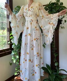 Gowns Prom, Fairytale Dress, Ball Gowns Prom, Fashion Mistakes, Modest Fashion Outfits, Ball Gown Dresses, Looks Vintage, Fancy Dresses, Modest Outfits