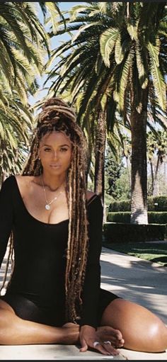 Ciara Faux Locs, Jamaica Hairstyles Braids, Vacation Hair Ideas Black Women, Mexico Hairstyles Black Women, Beach Hair For Black Women, Baecation Hairstyles, Beach Hair Black Women, Vacation Hairstyles For Black Women The Beach, Vacation Locs For Black Women