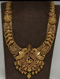 Bollywood 22k Gold Temple Necklace With Intricate Design, Gold Long Temple Necklace With Intricate Design, Ornate 22k Gold Temple Necklace With Intricate Design, Gold Plated Bollywood Temple Necklace, Luxury Gold Plated Bollywood Temple Necklace, Gold Jewelry Prom, Temple Jewellery Earrings, Unique Gold Jewelry Designs, Temple Jewelry Necklace