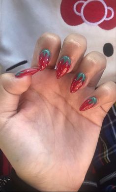 Regular Polish Nail Art, Retro Nail Art Vintage, Uñas Aesthetic 2022, Clowncore Nails, Heat Nails, Aesthetic Gel Nails, Funky Nail Ideas, Subtle Pride Nails, Strawberry Nails