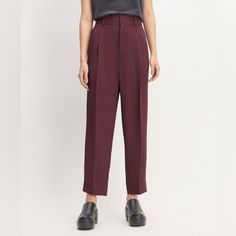 The Way-High Drape Pant, But Make It Even Better. Taking The Way-High Tapered Pant And Remixing In Fsc-Certified Triacetate, Think Same Laid-Back Luxe, Wear-With-Anything Pants. Featuring The Extra-High Rise You Love, Two Side Pockets, A Pleated Design, And A Taper-Leg Cut, It’s Updated In A Fresh New Fabric To Add Even More Comfort To Your Everyday Wardrobe. The Forest Stewardship Council (Fsc) Certification Ensures That Products Come From Responsibly Managed Forests. The Standards Expand The P Pleated Tapered Pants, Stylish Pants Women, Tapered Pant, Drape Pants, Cropped Chinos, Indigenous People, Window Shopping, Trouser Pants Women, Water Quality