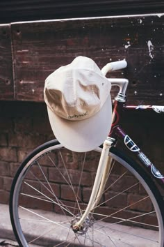 Bucket Hat Product Photography, Ballcap Outfits, Hat Flatlay, Cap Photography, Aesthetic Skateboard