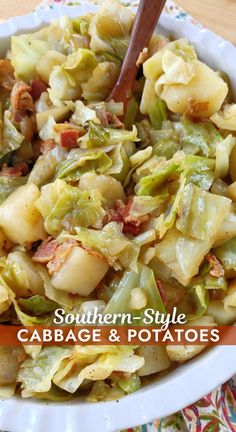 A simple homestyle recipe for tender potatoes smothered in fried cabbage and onions cooked with bacon. Southern Cabbage, Cooked Cabbage Recipes, Cabbage Recipes Southern, Boiled Cabbage, Buttered Cabbage, Cabbage And Potatoes, Southern Recipes Soul Food, Cabbage Recipe, Cabbage And Bacon