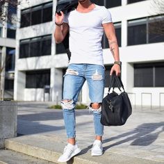 Yay or nay? ? Follow @mensfashion_guide for more! By @_donthiago_ #mensfashion_guide #mensguides Mens Ripped Jeans, Business Casual Summer, Estilo Fitness, Ripped Jeans Men, Blue Ripped Jeans, Men With Street Style, Streetwear Jeans, Biker Jeans, Outfit Jeans