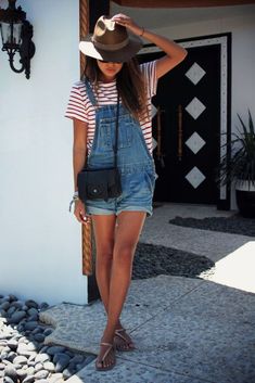 overalls sincerely jules Skirt Diy, Mode Tips, Outfit Jeans, Festival Looks, Denim Overalls, Mode Vintage, Looks Style, Mode Inspiration