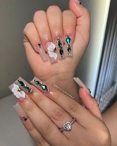 Acrylic Nails Quince, Nails Quince, Emerald Nails, Green Acrylic Nails, Dark Green Nails, Green Nail Designs, Green Nail