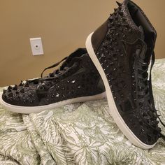 Black Glittery Punk High Tops For Men, Never Worn Outside, Great Condition! Royal Shoes, Tops For Men, Shoes Shoes, Shoes Black, Mens Shoes Sneakers, Black Shoes, High Tops, Men's Shoes, Shoes Sneakers