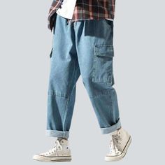 Baggy Casual Cargo Jeans With Side Pockets, Casual Dark Wash Cargo Jeans, Dark Wash Casual Pants For Streetwear, Casual Dark Wash Pants For Streetwear, Casual Dark Wash Streetwear Pants, Baggy Dark Wash Hip Hop Cargo Jeans, Hip Hop Style Medium Wash Pants For Spring, Casual Dark Wash Pants With Side Pockets, Spring Hip Hop Style Medium Wash Pants