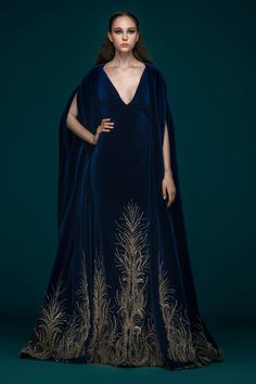 Look Gatsby, Saiid Kobeisy, Fantasy Dress, Gorgeous Gowns, Fantasy Fashion, Mode Inspiration, Beautiful Gowns