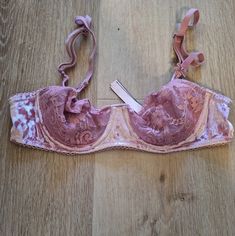 New Without Tags Push-Up Without Padding Pink Velvet And Floral Lace Bra. Size 34b. Bundle/Make Me An Offer! Fit Checks, Velvet Bra, Pink Velvet, Padded Bras, Lace Bra, Bra Sizes, Victoria's Secret Pink, Secret Pink, Floral Lace