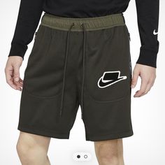 Nike Men’s Nsw Nsp Shorts Size Large New With Tags Questions? Leave A Comment Below! Nike Leisure Shorts With Pockets, Nike Black Leisure Shorts, Mens Red Shorts, Nike Sportswear Mens, Nike Basketball Shorts, Black Sportswear, Nike Athletic Shorts, Black Athletic Shorts, Nike Dri Fit Shorts