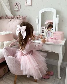 Mum Goals, Ballerina Outfit, Girls Rooms, House Deco, Dream Family