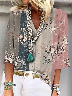 Casual Floral Three Quarter V Neck Plus Size Printed Tops Loose Dress Pattern, Chique Outfit, Floral Print Shirt, Floral Print Shorts, Boho Casual, Women Shirts Blouse, Online Tops, Pink Blouse, Plus Size Casual