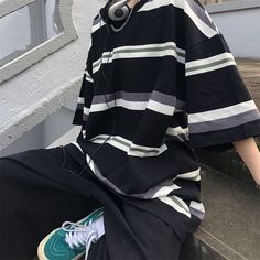 Size (CM) Dress Length Chest Sleeve M 69 114 22 L 70 118 23 XL 71 122 24 2XL 72 124 25 Tomboy Stil, T Shirt Couple, Style Hip Hop, Striped Short Sleeve Shirt, Mode Vintage, Streetwear Women, T Shirt Women, Women T Shirt, Striped Shorts