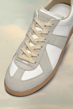 Replica Sneakers Dirty Wash | Maison Margiela Margiela Replica Sneakers, Designer Sneakers For Men, Cloth Accessories, Dirty White, How To Clean Suede, Cat Shoes