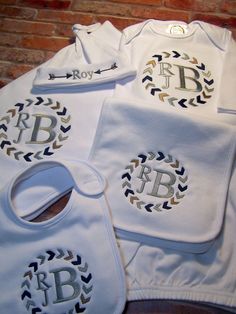 Personalized, Monogrammed Embroidered Outfit Layette Gown or Bodysuit w/ Baby Blanket Bib Burp Cloth Hat Set Newborn Take Home Outfit The monogram can be any color.   Boutique style high quality Baby gown with side zipper and matching bib, burp cloth, blanket, knotted hat. . Baby Body Suit with snaps in the back, is also available in place of of the gown. Long sleeve or short sleeve.  We are happy to make a custom sets with design style of your choice. Please convo me with details. PLEASE LEAVE ME THE FOLLOWING INFORMATION....  This info can be left in the "Note to Seller" during checkout. 1. BABY'S NAME OR MONOGRAM  If you would like a monogram, please provide the baby's FULL NAME. A traditional monogram is First name, LAST name, Middle initial. Initials can be done in any order but if no Baby Clothes Blanket, Embroider Ideas, Best Baby Blankets, Trendy Baby Blankets, Baby Coming Home Outfit, Diy Bebe, Trendy Baby Clothes, Take Home Outfit, Baby Monogram