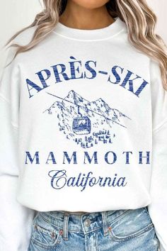 APRES SKI MAMMOTH CALIFORNIA OVERSIZED SWEATSHIRTPREMIUM COTTONOVERSIZED FIT White Top With Graphic Print And Cozy Fit, Cozy Spring Sweater With Letter Print, Cozy Letter Print Sweater For Spring, White Long Sleeve Sweatshirt For Winter Sports, Cozy Letter Print Tops For Spring, Long Sleeve Ski Tops For Ski Season, Long Sleeve Skiing Tops For Ski Season, Long Sleeve Sweatshirt For Winter Sports, Casual Winter Skiing Tops