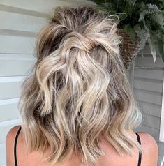 Trendy Prom Hairstyles, Formal Hairstyles For Short Hair, Simple Prom Hair, Prom Hairstyles For Short Hair, Braut Make-up, Short Hair Updo, Hairstyles For Short Hair, Prom Hairstyles