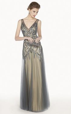 Sleeveless Evening Gown With Intricate Embroidery, Evening Gown With Intricate Embroidery And Sleeveless Design, Sleeveless Tulle Gown For Evening, Embellished Sleeveless Tulle Gown, Sleeveless Evening Dress With Intricate Embroidery, Sleeveless Gown With Intricate Embroidery, Embellished Sleeveless Evening Dress For Banquet, Elegant Sleeveless Embroidered Gown, Embellished Sleeveless Dress For Wedding