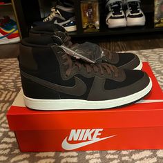 Brand New Nike Terminator High Special Edition, Size 9, Color Palomino (Brown And Black). Nike Terminator, Nike Sb Stefan Janoski, Nike Air Max Excee, Nike Brown, Nike Sb Zoom, Nike Waffle, Mens Skate Shoes, Nike Metcon, Cross Training Shoes