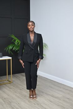 Pretty & Paid Suit | Belle Business Wear Black Women In Suits, Dress Pro, Graduation Attire, Single Breasted Suit, Suit Stores, Headshot Poses, Female Owned Business, Beautiful Suit, Power Suit