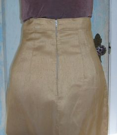 Gold Formal Skirt, Gold Silk Bottoms For Party, Beige Pencil Skirt With Pockets, Vintage Beige Party Skirt, Luxury Beige Pencil Skirt, Beige Fitted Knee-length Pencil Skirt, Vintage Drapes, Affordable Knee-length Beige Pencil Skirt, Beige Midi-length Lined Pencil Skirt