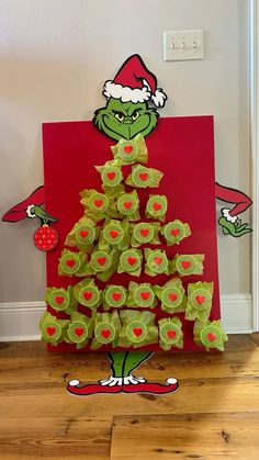 the grinch christmas tree made out of toilet paper