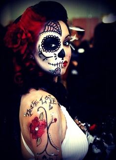 Day of the Dead Makeup by micheal , via Behance Half Skull Makeup, Carnaval Make-up, Half Skull, Day Of The Dead Art, Candy Skulls