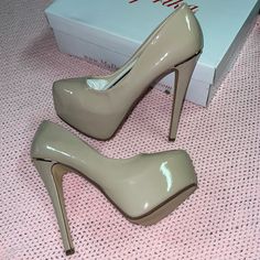 New In Box, Soooo Sexy Beige Closed Toe Heels For Night Out, Beige Platform Heels For Night Out, Beige Round Toe Heels For Night Out, Nude Platform Heels, Gold Glitter Heels, Leopard Heels, Glitter Heels, Platform Stilettos, Purple Suede