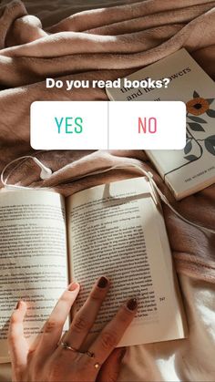 Yes or no Instagram story polls Everyday Story Ideas, Ig Story Engagement Ideas, Small Business Instagram Story Polls Ideas, Polls For Instagram Story Questions, Insta Story Ideas Questions