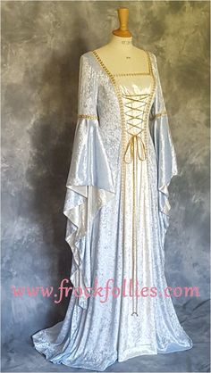 Alexandra a Medieval Elvish Pagan Custom Made Handfasting | Etsy Handfasting Dress, Pagan Handfasting, Era Victoria, Medieval Gown, Royal Dresses, Inner Goddess, Fantasy Gowns, Medieval Dress, Dresses For Girls