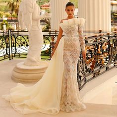 Luxury Dubai Coral Mermaid Evening Dresses: Elegant Scalloped One-Shoulder Style for Women's Wedding and Formal Party Gown Coral Mermaid, Dresses For Women Wedding, Vampire Coven, Dinner Gown, Rich Fashion, Mermaid Evening Gown, Dress Drawing, Wedding Elegant, فستان سهرة