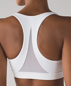 Pola Bra, Legging Outfits, White Sports Bra, Workout Attire, Sporty Outfits, Sport Bh, Bra Top, Back Design