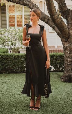 Claire Midi Dress ~ Show Me The Ring Luxe Satin – Show Me Your Mumu Strappy Maxi Dress, Boho Midi Dress, Spaghetti Strap Maxi Dress, Guest Attire, Wedding Attire Guest, Vestidos Vintage, Linnet, Guest Outfit, Wedding Attire