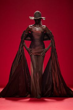 Robert Wun Couture Spring 2024 [PHOTOS] Robert Wun, Collection Couture, Runway Outfits, Spring Couture, Couture Week, Couture Runway, Doja Cat, Pierre Cardin, Spring 2024