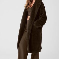 Oversized Sherpa Trench - Espresso | Alo Yoga Cozy Long Sleeve Alo Yoga Outerwear, Alo Yoga Cozy Long Sleeve Outerwear, Alo Yoga Fall Outerwear For Work, Alo Yoga Fall Workwear Outerwear, Alo Yoga Winter Loungewear Outerwear, Cozy Alo Yoga Loungewear Outerwear, Alo Yoga Long Sleeve Workwear Outerwear, Alo Yoga Long Sleeve Outerwear For Work, Alo Yoga Relaxed Fit Outerwear For Loungewear