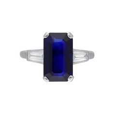 a blue sapphire and diamond ring