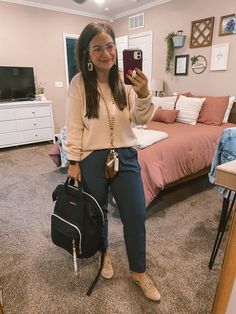 Teacher Appropriate Outfits, Teacher Work Outfit, Casual Teacher Outfit, Mom Outfits Fall, Winter Teacher Outfits, Cute Teacher Outfits, Outfits Of The Week, Summer Teacher Outfits