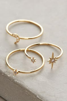 Tas Lv, قلادات متدلية, Dainty Gold Jewelry, Moon Moon, Girly Jewelry, Jewelry Inspo, Dainty Jewelry, Pretty Jewellery, Bohemian Jewelry