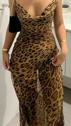 Cheetah Print Aesthetic Outfits, Leopard Dress Aesthetic, Cheetah Dress Outfit, Cheetah Outfits, Leopard Print Dress Outfit, Leopard Print Aesthetic, Cheetah Print Outfit, Leopard Print Dresses, Cheetah Print Outfits