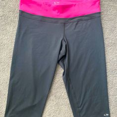 Women’s Champion Activewear Capris Nwot/Never Worn - Size L - Grey/Pink Pink Stretch Capris For Workout, Stretch Pink Capris, Pink Stretch Capri Bottoms, Pink Stretch Capri-length Bottoms, Jumpsuits Women, Black Capris, Champion Pants, Fashion Joggers, Athletic Leggings