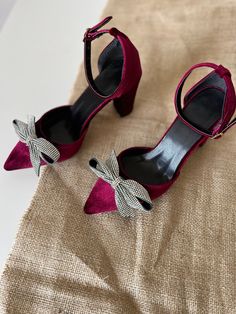 Burgundy Velvet Shoes Heel Height -3 cm (1.1 inch) -5 cm (1.9 inch) -8 cm (3.1 inch) -We added three heel size options to our shoes. -You can choose a low or high heel size if you want. -These shoes were prepared with great effort in the hands of our masters. -We used a velvet fabric for our shoes. -If you have any questions, you can ask. -We will be happy to answer your questions as soon as possible. Material -Velvet Shoes Size EU 36---------41 US 6-----------10 Red Block Heel Wedding Shoes For Party, Red Round Toe Kitten Heels For Party, Burgundy Block Heel Party Shoes, Red Block Heel Wedding Heels, Burgundy Ankle Strap Heels For Evening, Red 4-inch Heels For Wedding, Red Kitten Heels With Padded Heel For Party, Burgundy Pointed Toe Heels For Party, Red Pointed Toe Court Shoes For Wedding