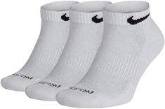 Nike Dry 3-Pack Everyday Plus Cushion Low Training Socks Prom Looks, Men Looks, Nike Outfits, School Outfits, Mens Socks, Spandex Fabric, Low Cut, Dri Fit, Clothing And Shoes